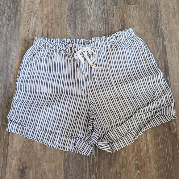 Jones New York Pants - Striped linen shorts